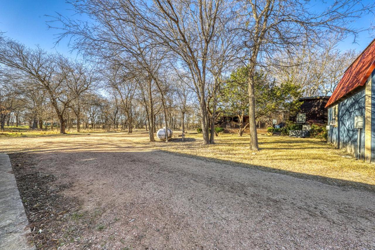 The Pecan @ Mendelbaum Winery Guest Cabins Fredericksburg Exterior foto